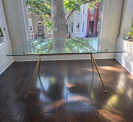 Pottery Barn Avery Glass Dining Table – Gold Base