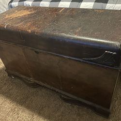 Tennessee Aromatic Cedar Chest