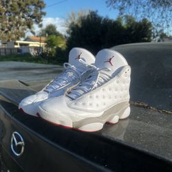Jordan 13s size 10.5 