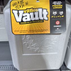 Vittles vault 3lbs made in the USA new