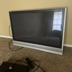 Panasonic Flatscreen 40”