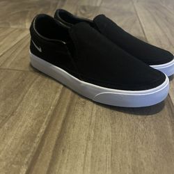 Nike Slip On’s 