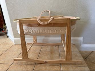 Newborn Bassinet & Moses Basket