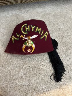 Vintage Al Chymia Fez Hat Maroon Syrian Masonic Temple Shriners tassel This was my grandfather’s. Non smoking no pets. Embroidery. Some of the threads