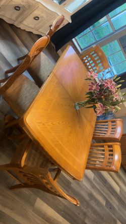 Solid wood Table with 6 chairs