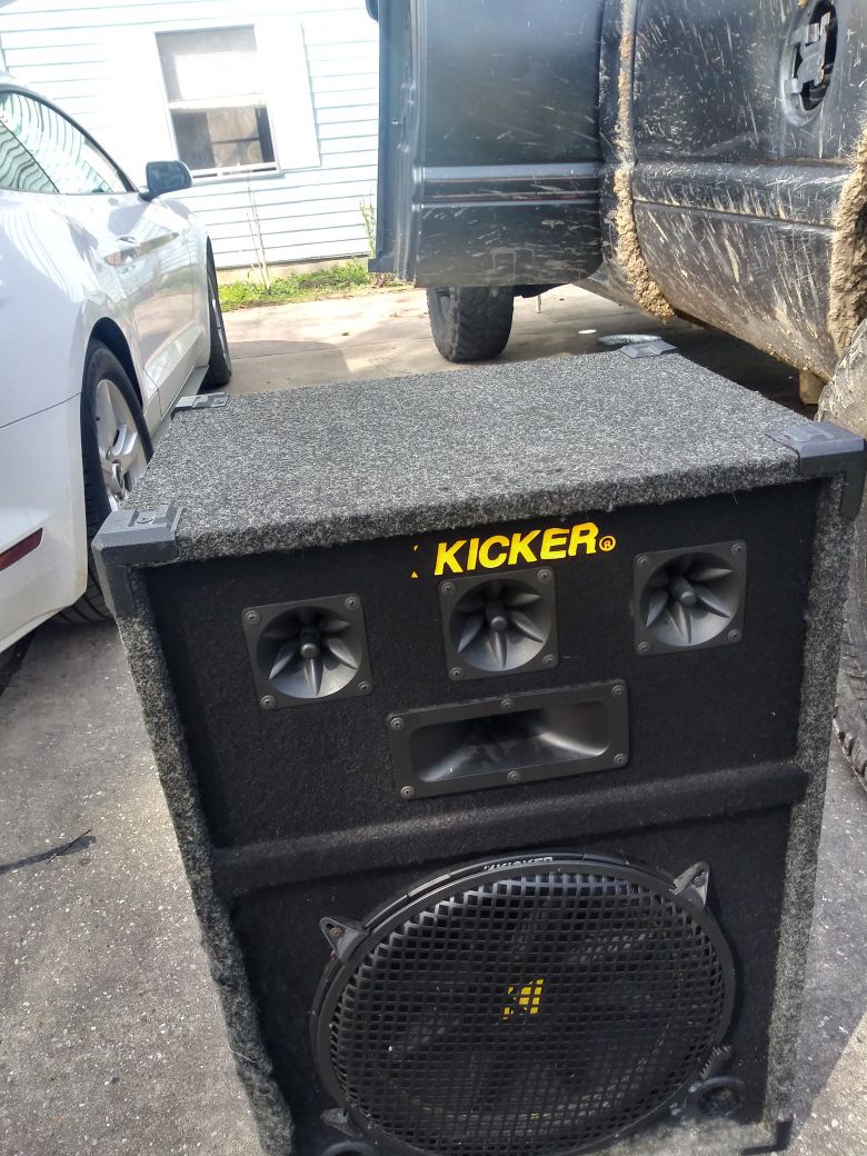 Kicker party speakers