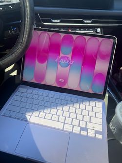 Pink Macbook Neo 256GB