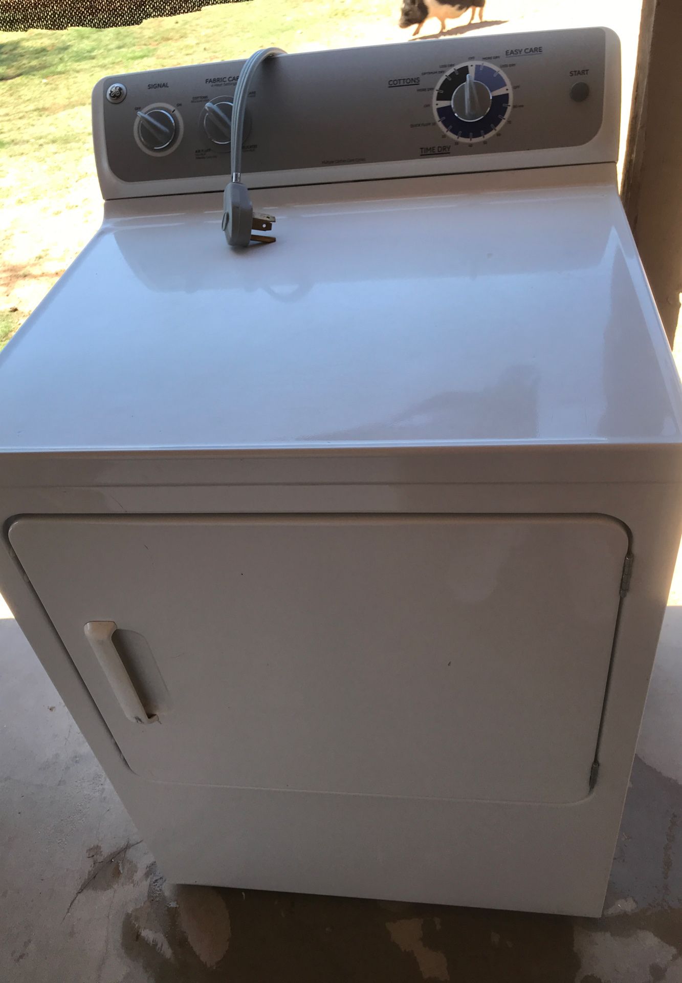 Free washer and dryer needs repairs but works for Sale in Tempe, AZ OfferUp