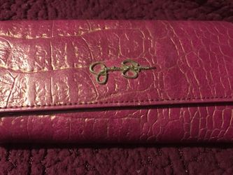 Jessica Simpson wallet