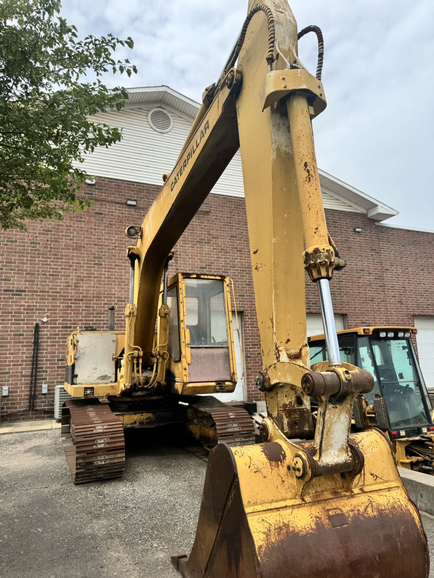 CAT Excavator -215 Model-For Sale