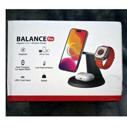 Balance Pro Magnetic 3 in 1 Wireless Charger Color White
