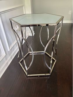 End table