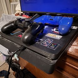 PS4 Slim