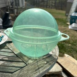 Vintage Cosco Lettuce Crisper 