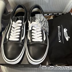 VAULT BY VANS X MASTERMIND WORLD.