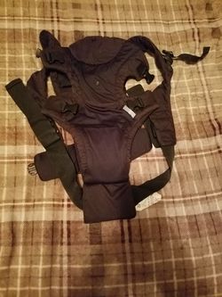 Infantino baby carrier