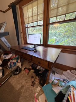 Solid wood sturdy desk