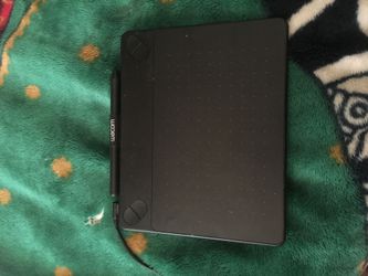 Wacom digital tablet- good condition!