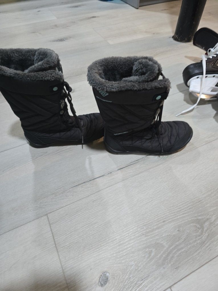 Snow Boots
