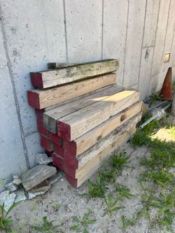 Wood Posts/Cribbing