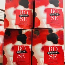 Perfume Hardcore Rose by Victoria's Secret : black rose, raw amber