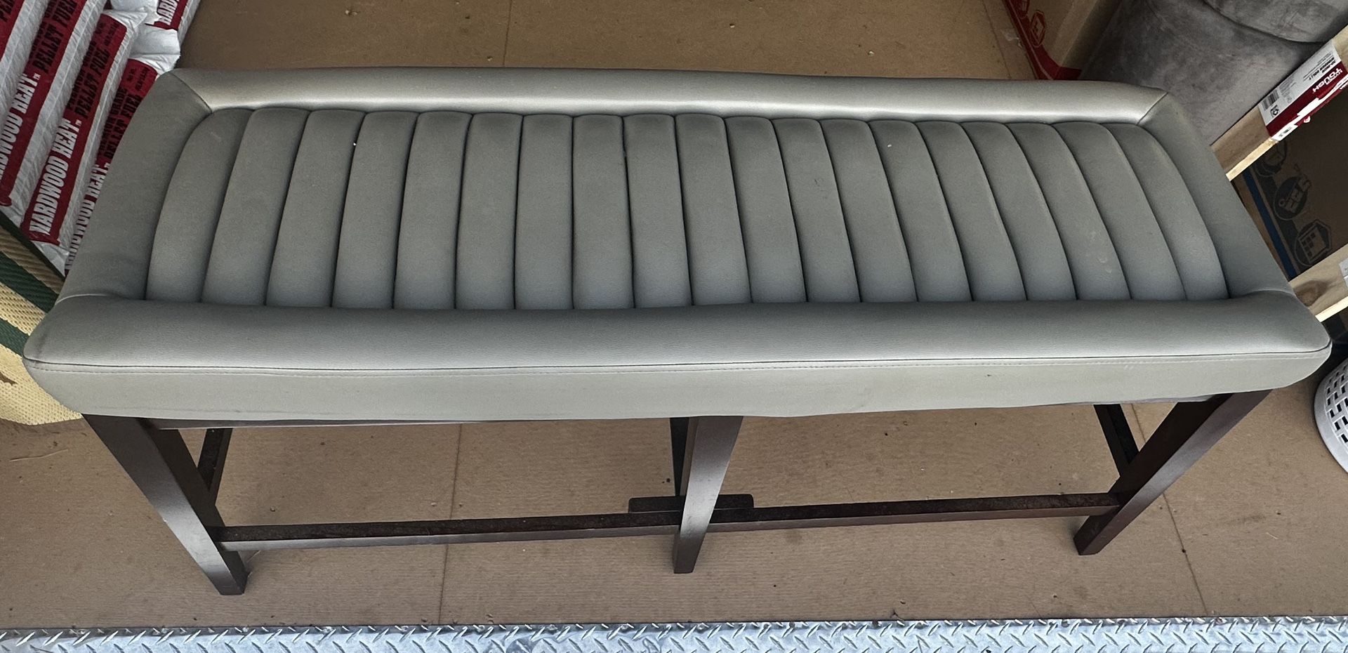 Bench - Must Go