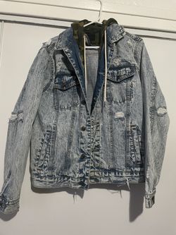 Mens Distressed Denim Jacket Size Small New Without Tags