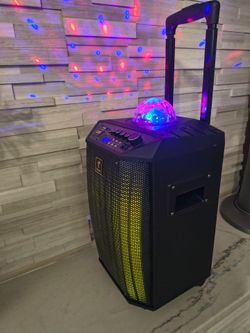 Rechargeable karaoke machine