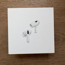 Apple AirPods Pro 2s (like new, box and ear tips included)