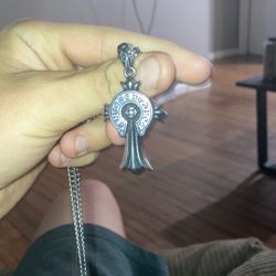 Chromeheart Pendant W/chain
