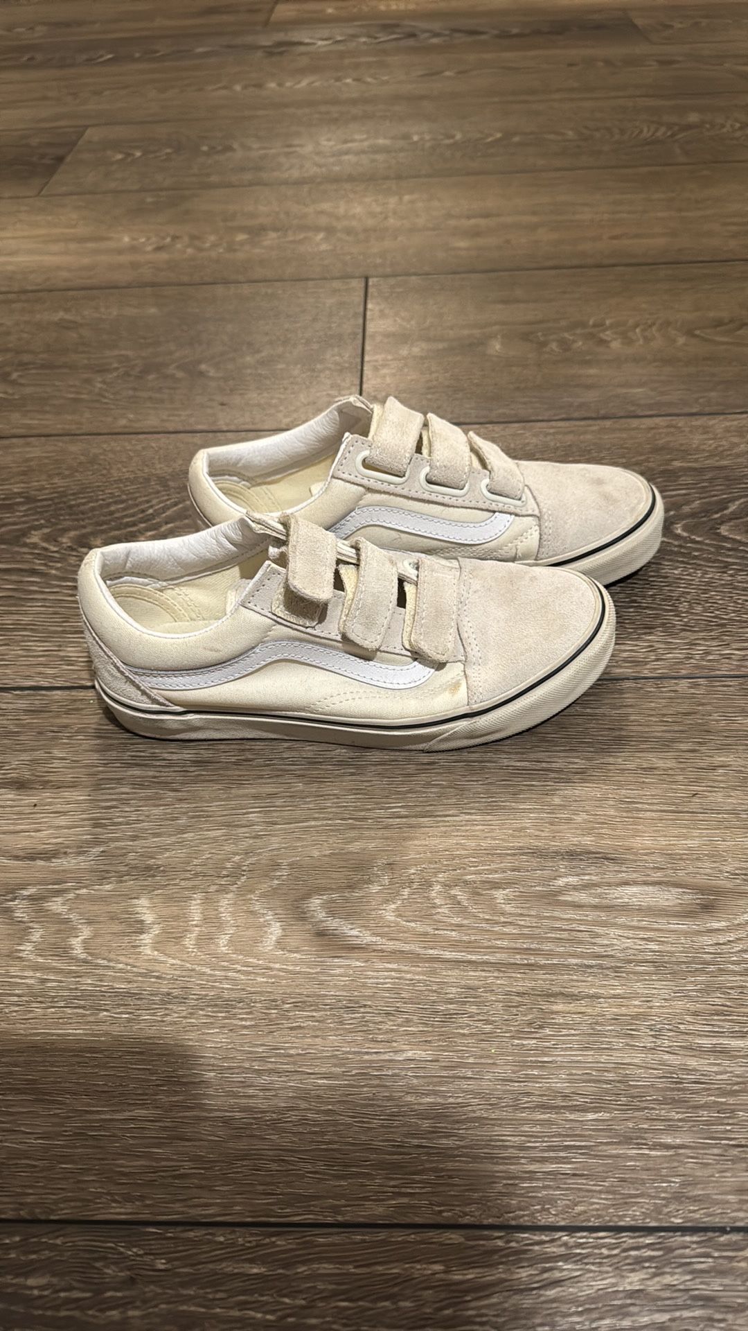 Women’s Velcro Vans