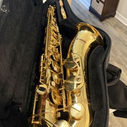 Yamaha YTS-62 "Purple Logo" Professional Tenor Saxophone