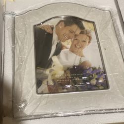 Lenox Opal Innocence Picture Frame