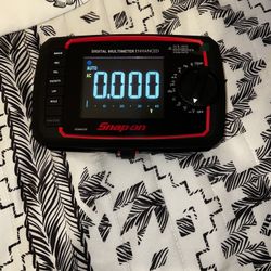 Snap-on EEDM525F multimeter barely used with leads