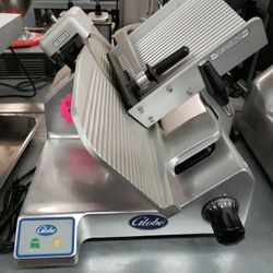 Used Globe S13 Manual Slicer