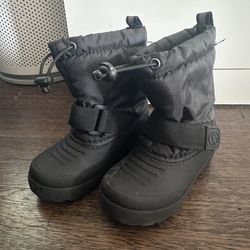 Kids Snow Boots Size 7