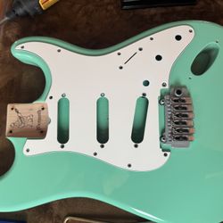 Warmoth Stratacaster In Seafoam