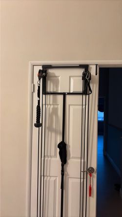 boby by jake tower 200. Home gym. Door cable workout