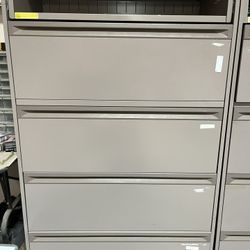 Filing Cabinets 