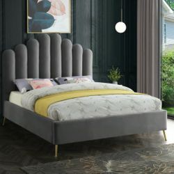 Lily Velvet Grey Queen Bed

