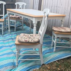 Kitchen dining table