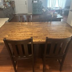 Dinning Room Table 