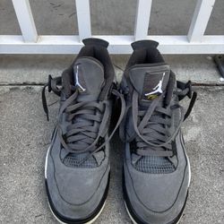 Cool Gray Jordan 4 