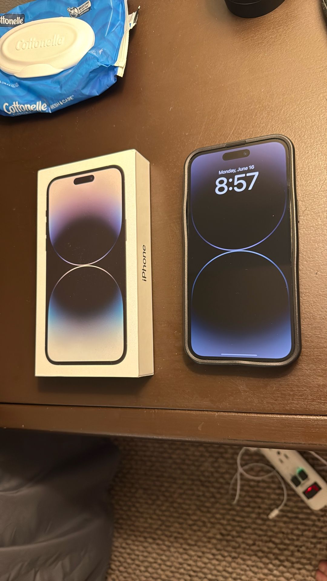 T-Mobile iPhone 14 Pro Max 256gb