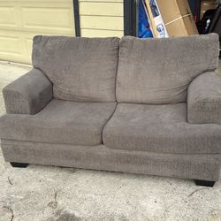 Love Seat Sofa / couch