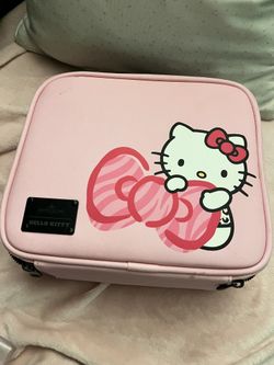 HELLO KITTY MAKEUP BAG