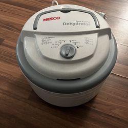 Nesco Food & Jerky Dehydrator – Works Great