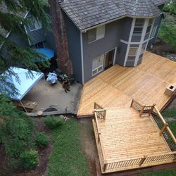 20x14  Deck Nice Size  $5,999