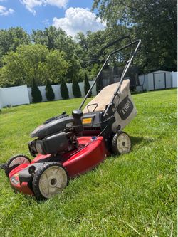Toro lawnmower 22 in. gas