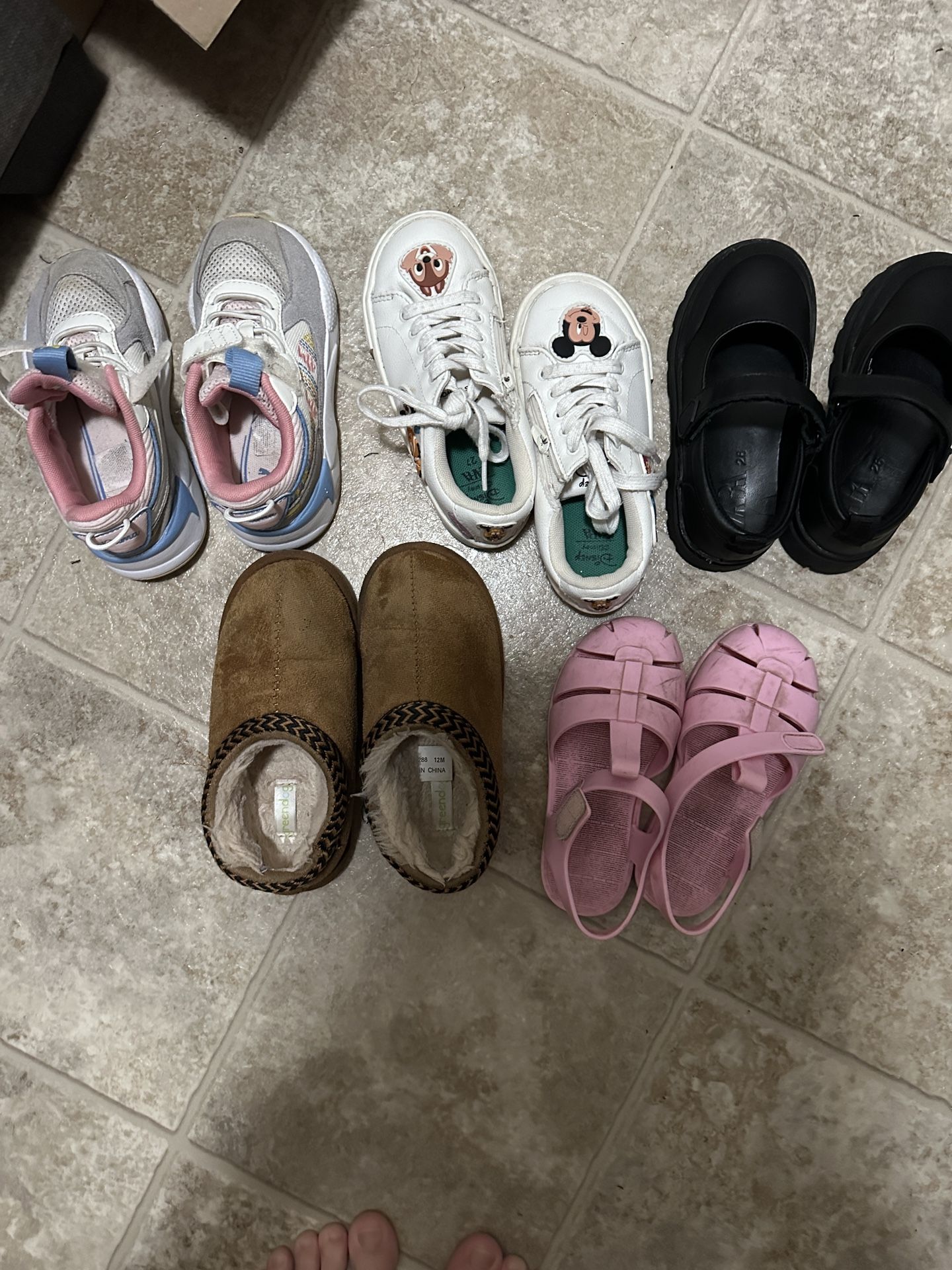 Girls Shoes 